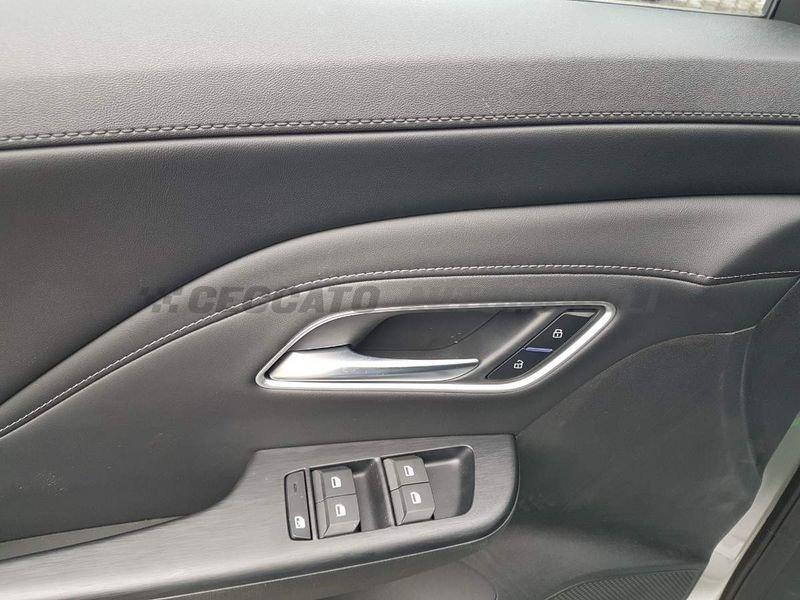 MG ZS ZS HEV LUXURY Silver