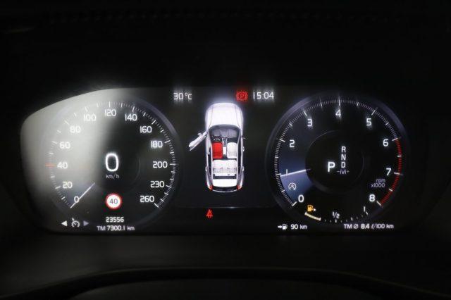 VOLVO XC40 XC40 T2 automatico Essential