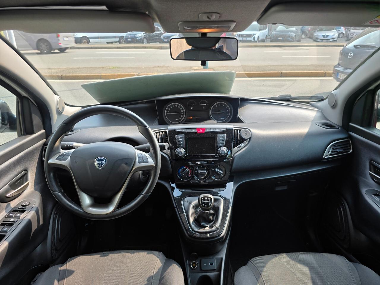 Lancia Ypsilon 1.2 69 CV 5 porte GPL Ecochic Platinum