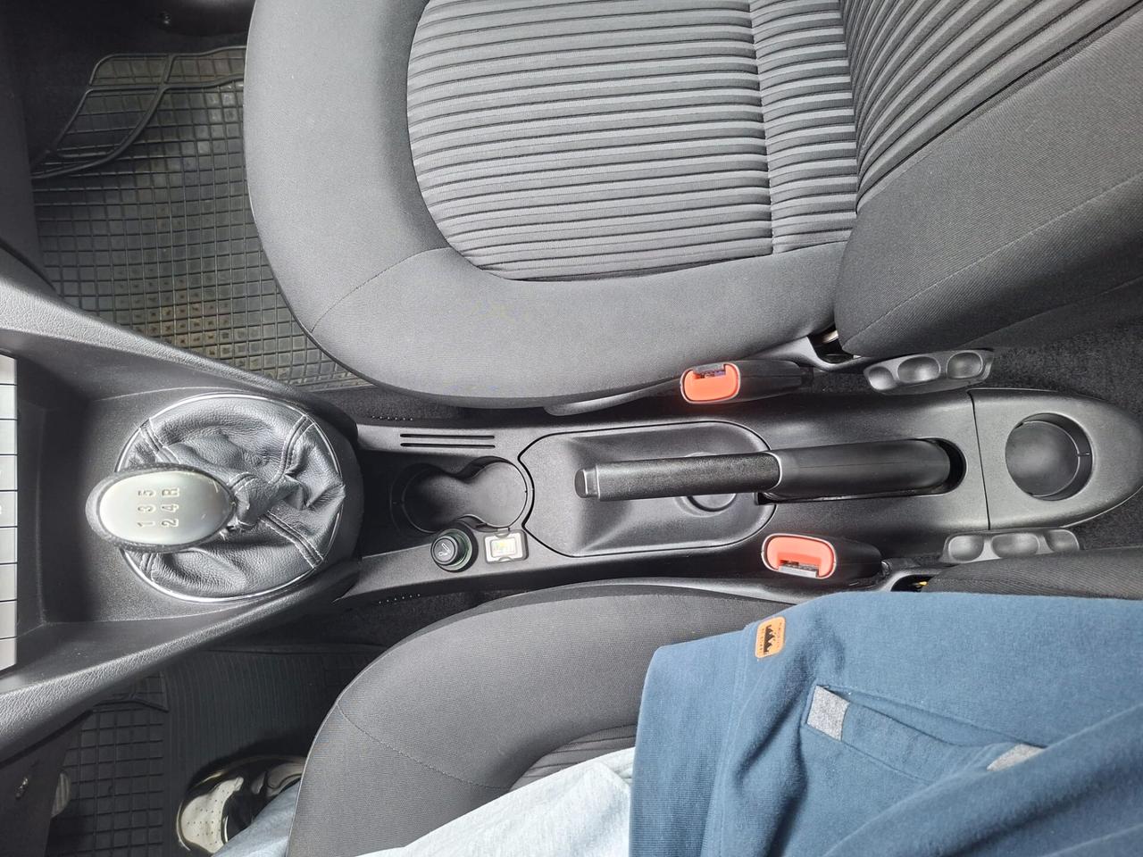 Lancia Ypsilon 1.2 69 CV 3 porte S&S Gold