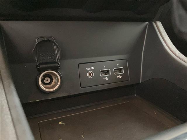 RENAULT Captur 1.6 E-Tech hybrid Zen 145cv auto