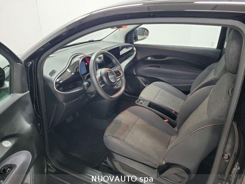 FIAT 500 500e 3+1 42 kWh ICON