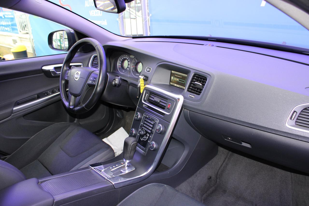 Volvo V60 D3 Geartronic Kinetic