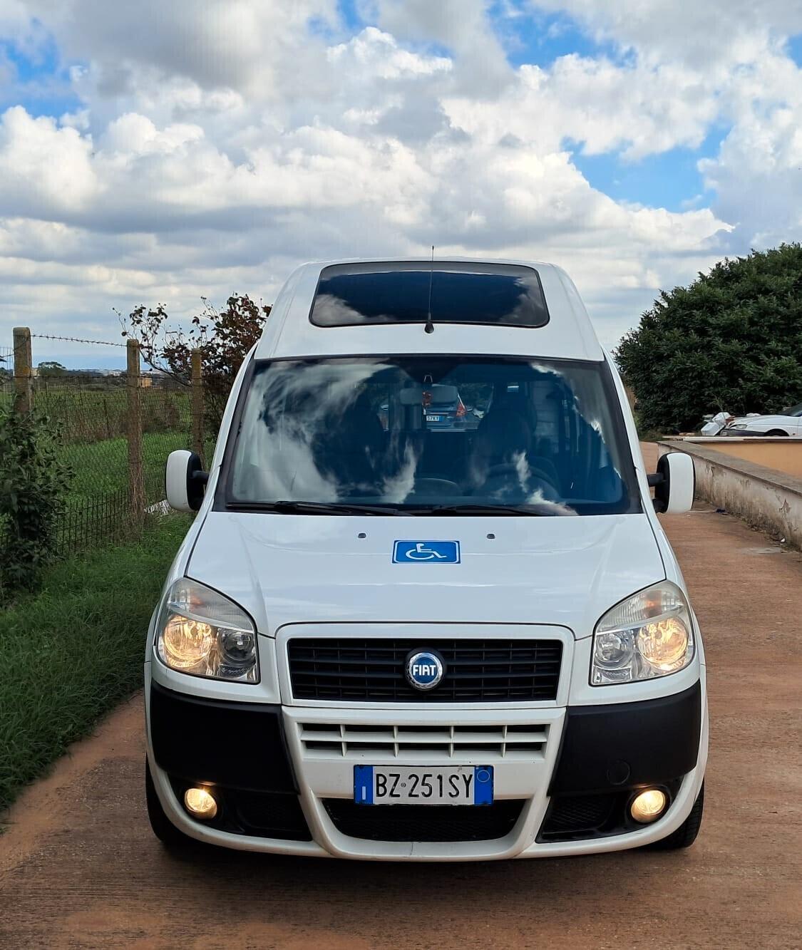 Fiat Doblo 1.9 Mjt TETTO ALTO TRASPORTO DISABILI UNIPRO