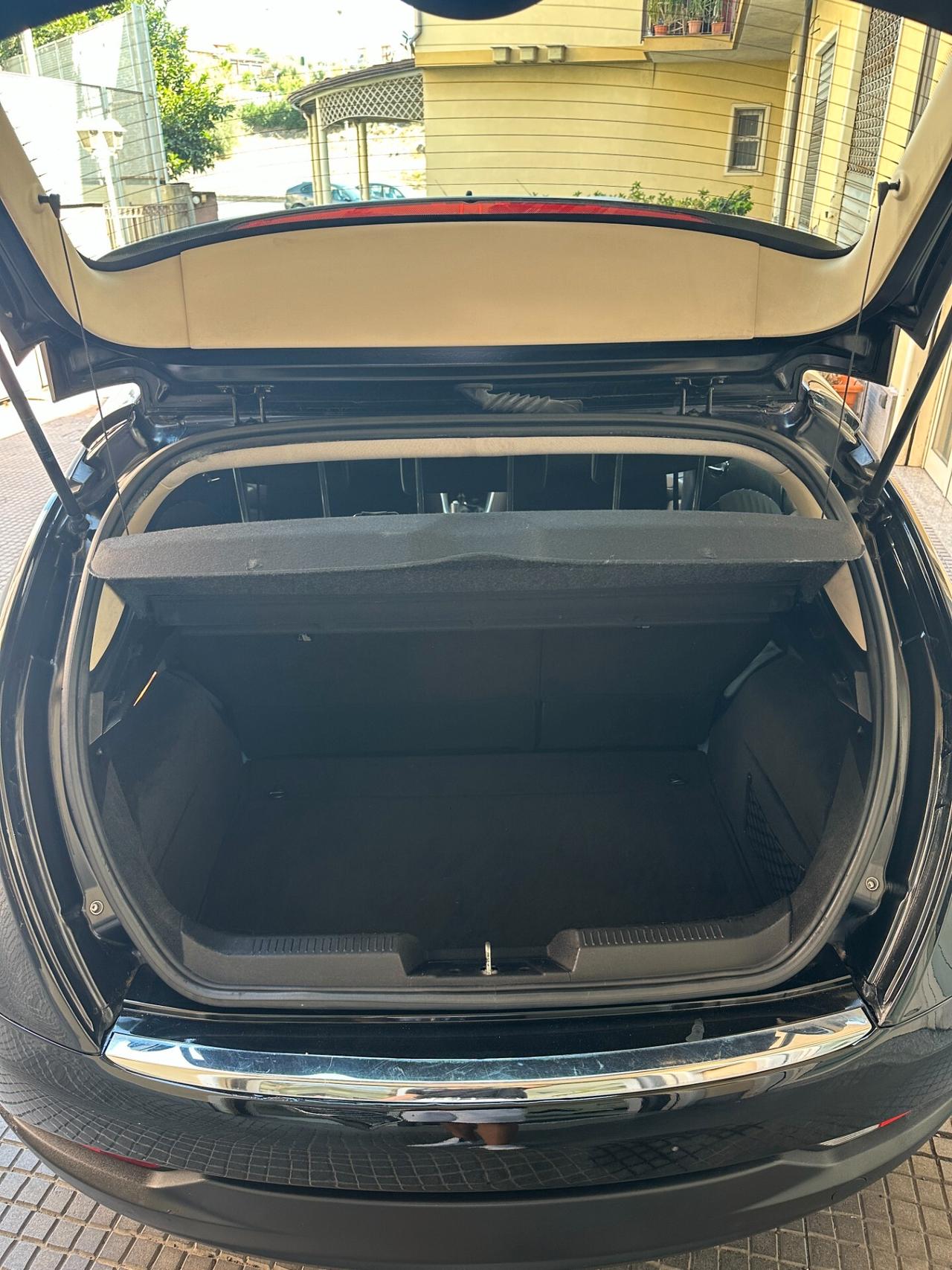 Lancia Delta 1.6 MJT DPF Oro