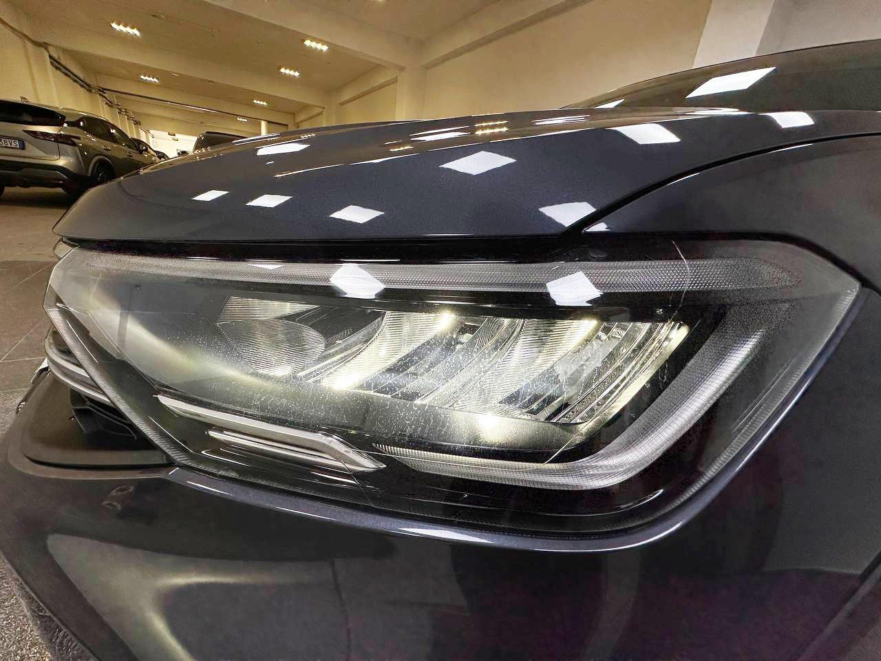 VOLKSWAGEN Taigo - Taigo 1.0 tsi Life 110cv