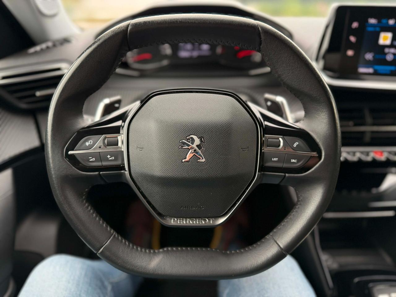 Peugeot 2008 BlueHDi 130 S&S EAT8 Allure Pack