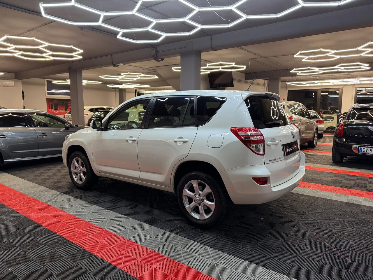 Toyota RAV 4 Crossport 2.2 D-4D - FABIANOAUTO