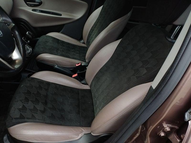 Lancia Ypsilon 0.9 t.air Elle ecochic metano 80cv 1°PROP