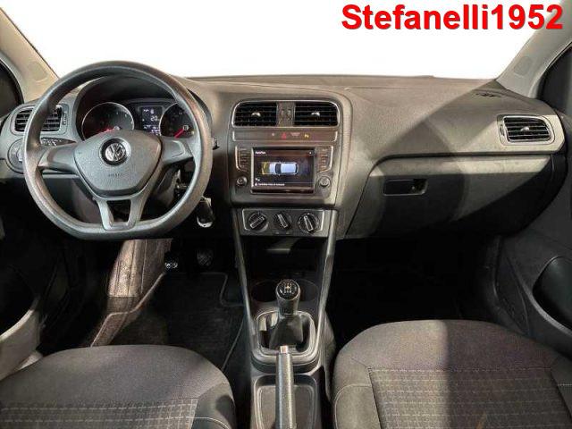 VOLKSWAGEN Polo V 2014 - 5p 1.0 mpi Comfortline 75cv