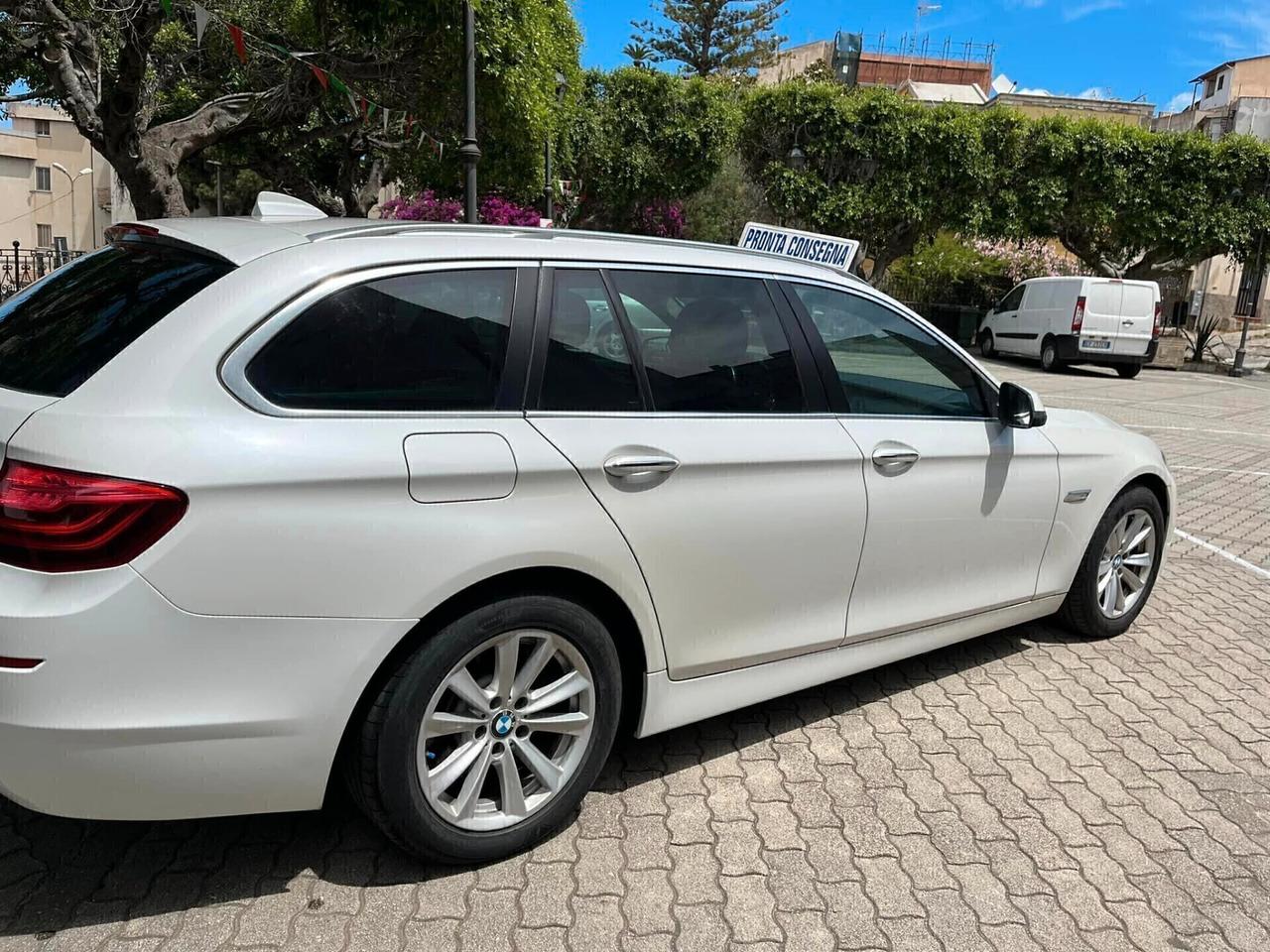 Bmw 520 520d xDrive Luxury