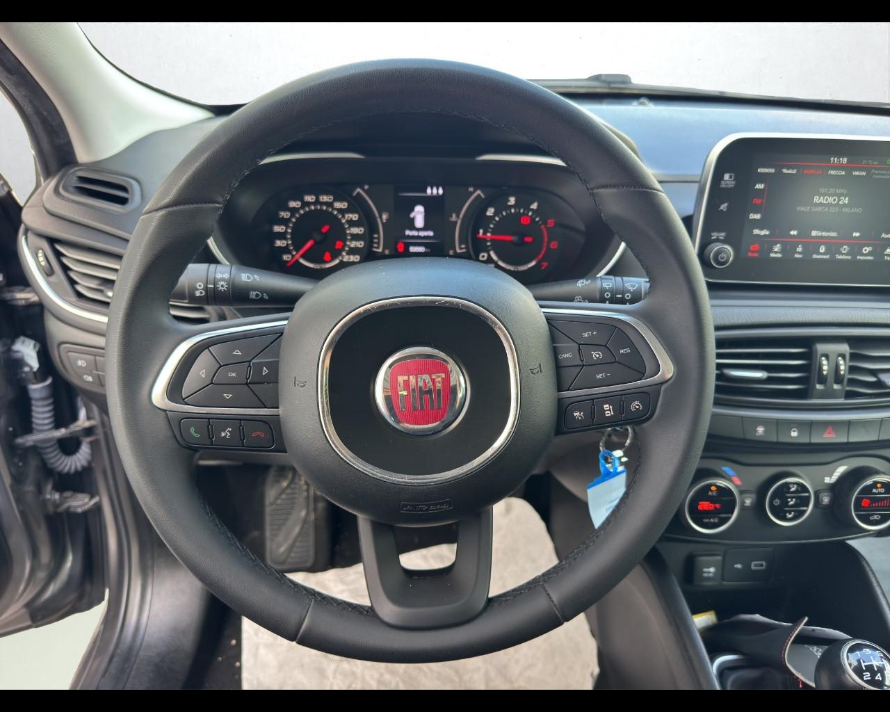 FIAT Tipo (2015-->) - Tipo 1.3 Mjt S&S SW Business