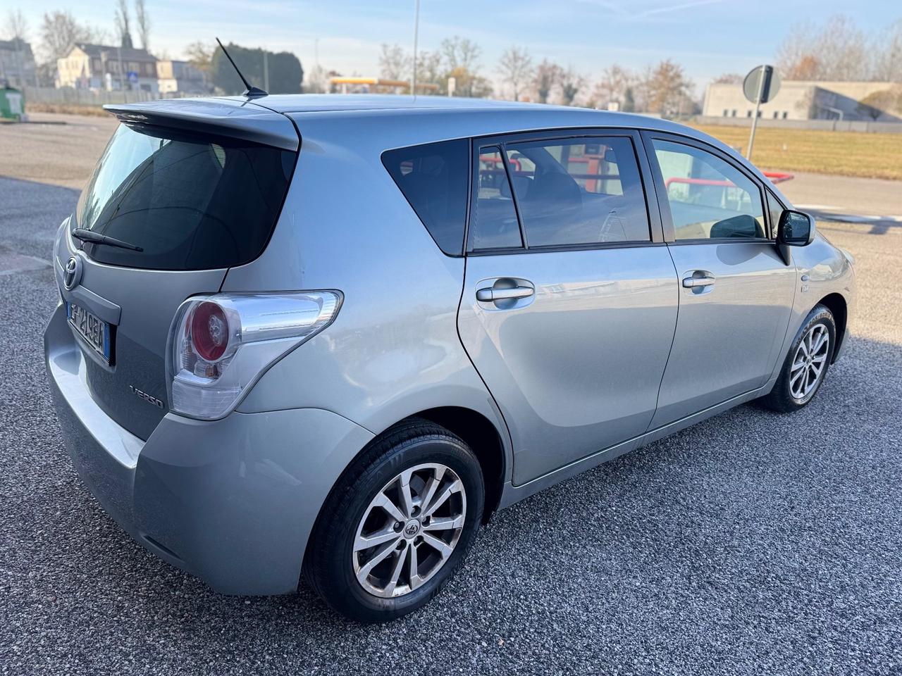 Toyota Verso 2.0 Diesel 2012 7 posti 158.000km