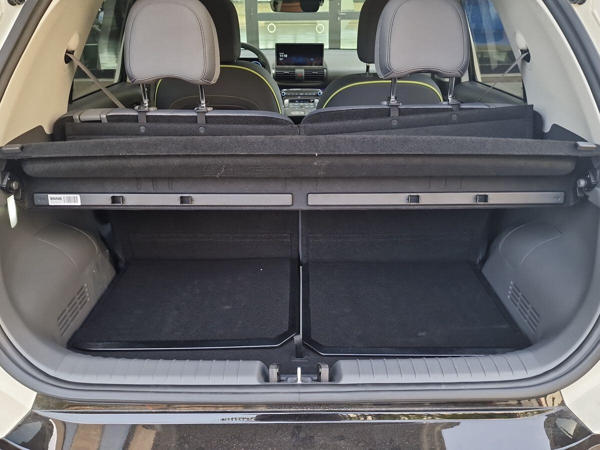 HYUNDAI INSTER CROSS EV 49kwh + P.P.
