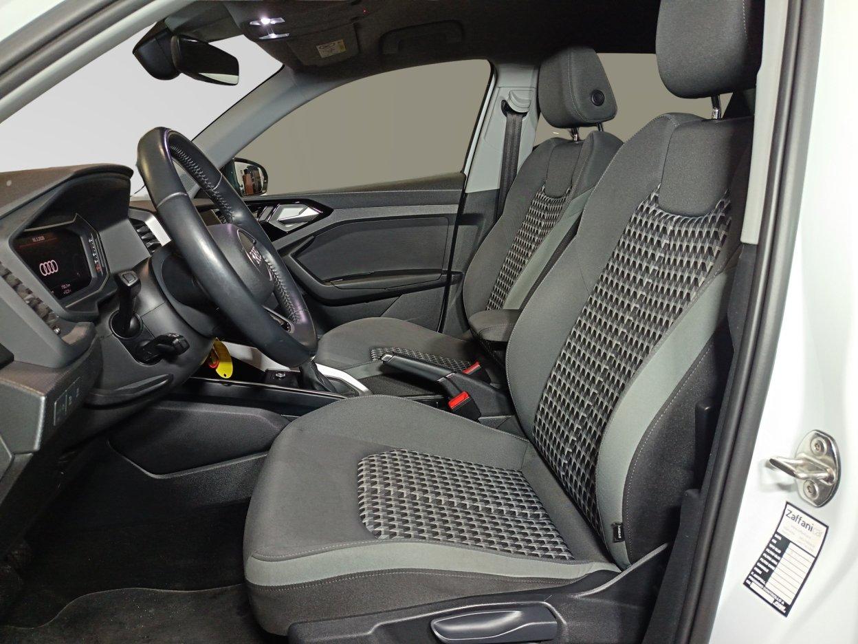 AUDI A1 2ª serie - A1 citycarver 30 TFSI S tronic Admired