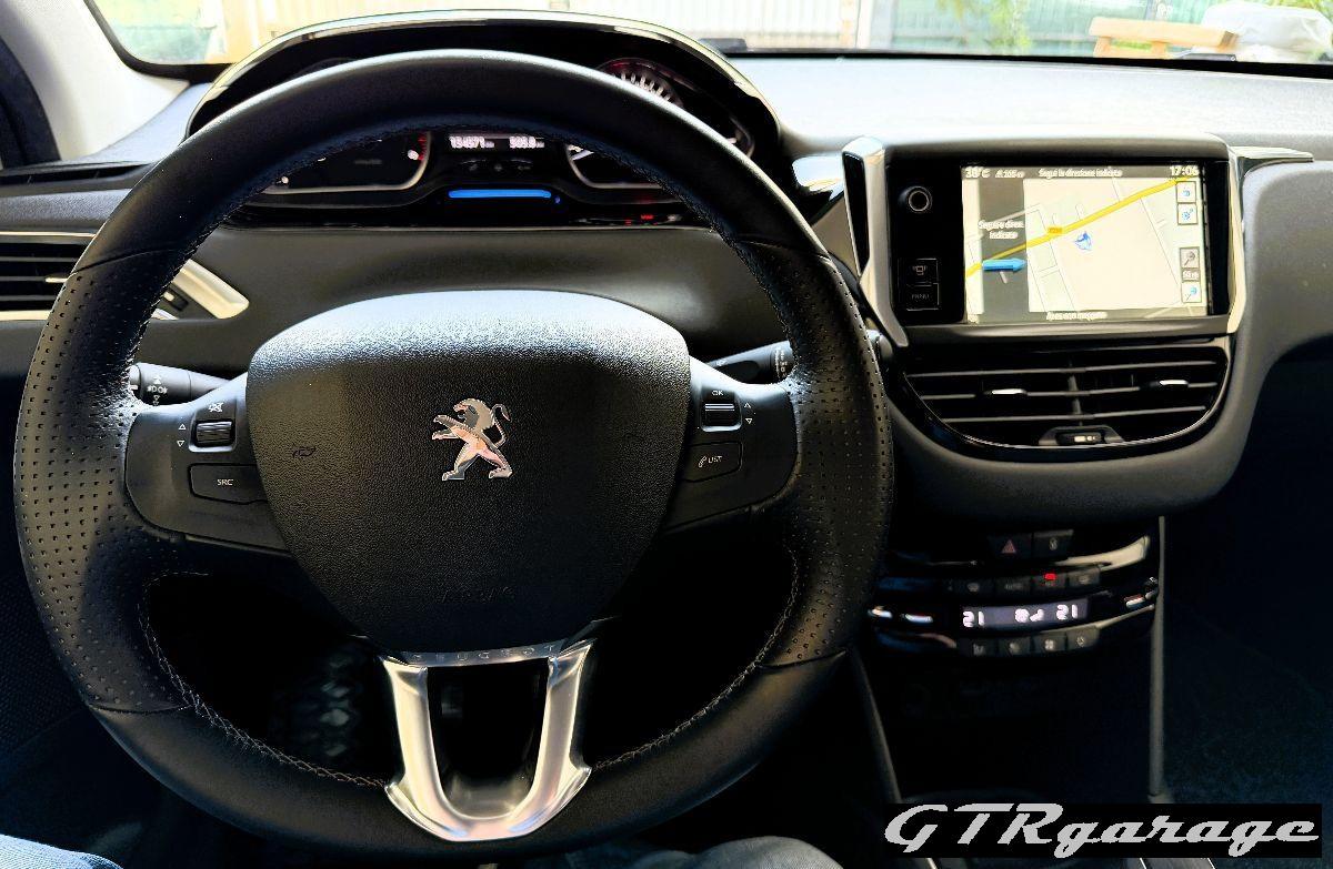 PEUGEOT - 208 - 1.6 e-HDi 92 CV S&S 3p. Allure