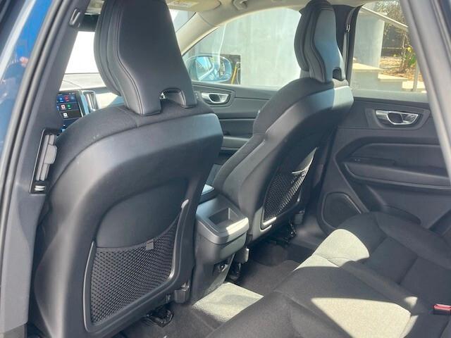 Volvo XC 60 XC60 B4 (d) AWD Geartronic Momentum Pro