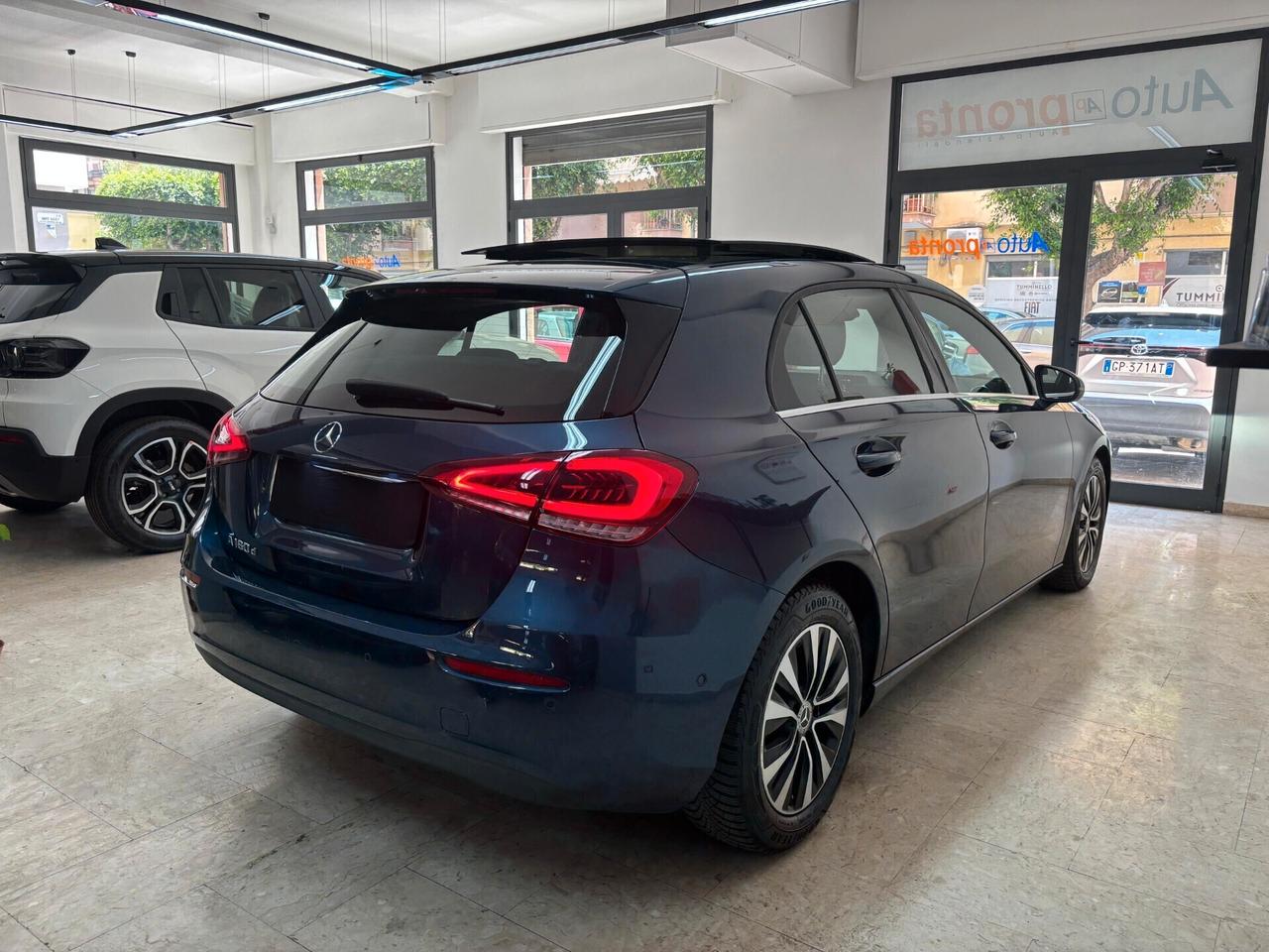 Mercedes-benz A 180d Automatic Business Extra