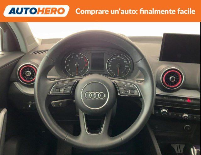 AUDI Q2 35 TFSI Business Advanced
