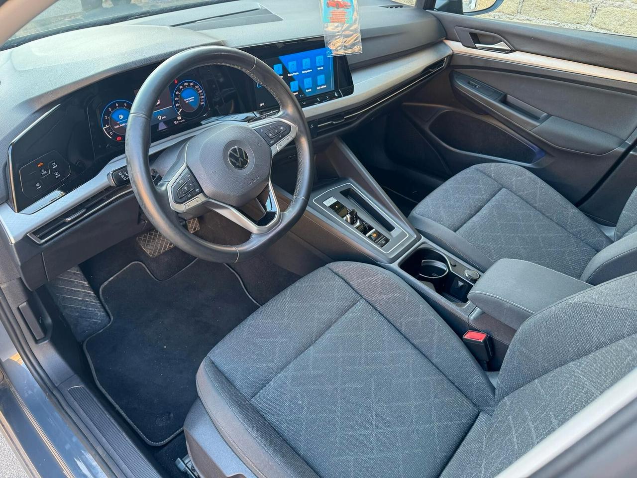 Volkswagen Golf 1.0 eTSI EVO DSG Life