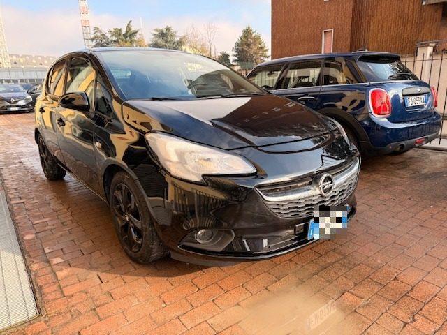 OPEL Corsa 1.2 5 porte Black Edition