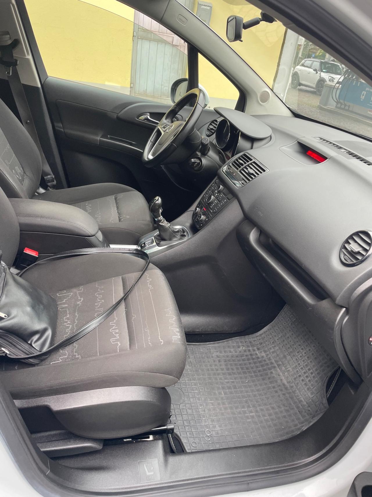 Opel Meriva 1.4 benzina km 115 mila garanzia 12 m