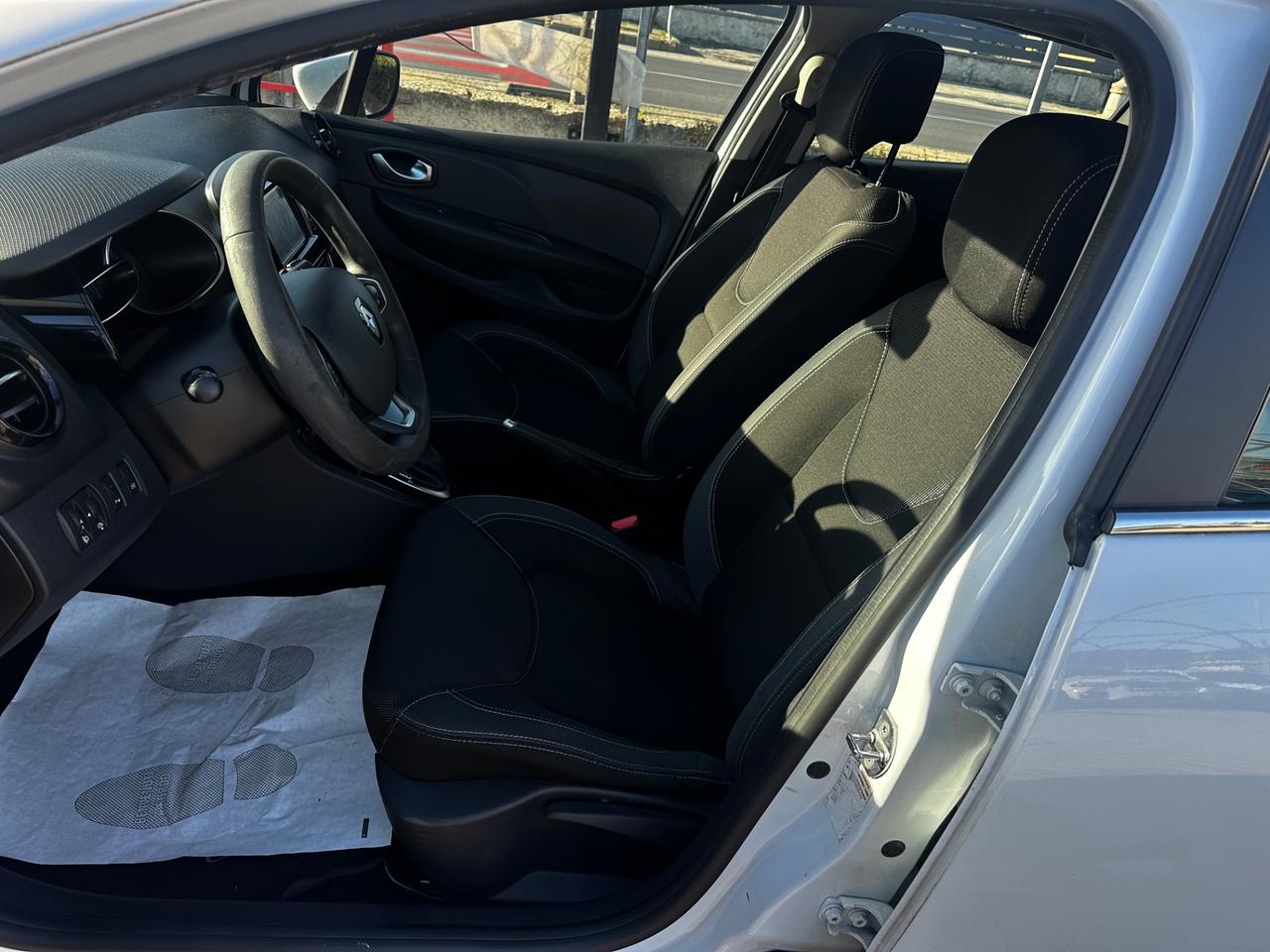 Renault Clio dCi 90CV AUTOMATICA*NEOPENTATI