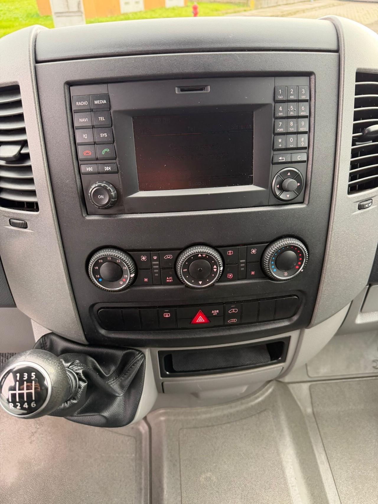 Volkswagen Transporter 2.0 TDI 102CV PC Kombi