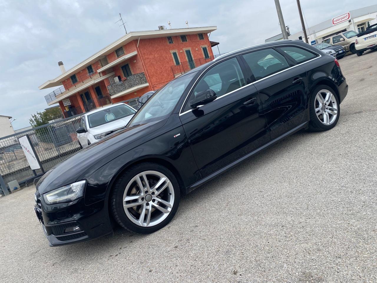 Audi A4 Avant 2.0 TDI 150 CV quattro Advanced S-LINE