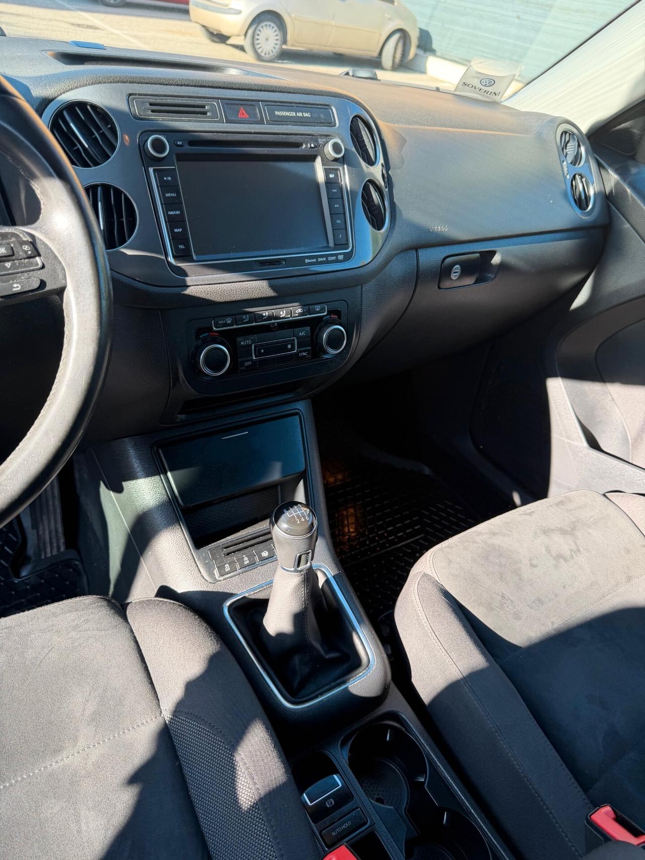 Volkswagen Tiguan 2.0 tdi - NAV. - 12 MESI DI GARANZIA -