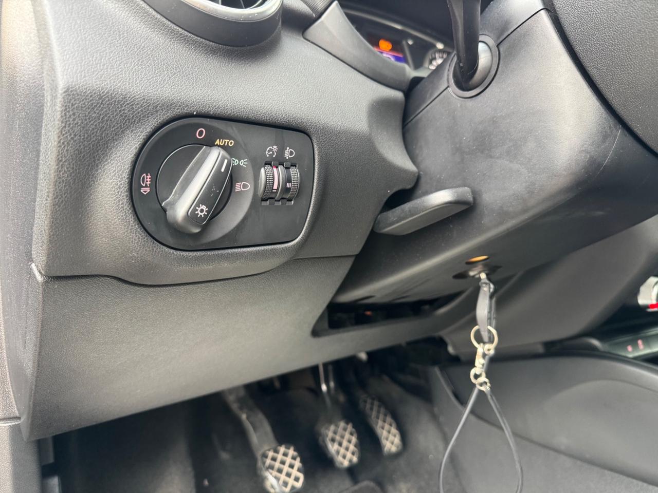 Audi A1 SPB 1.6 TDI 90Cv Block shaft IMPECCABILE