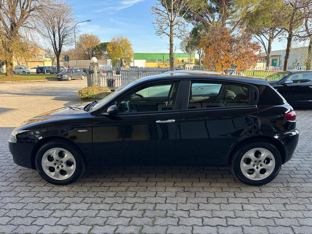 Alfa Romeo 147 1.6 GPL 105 Cv