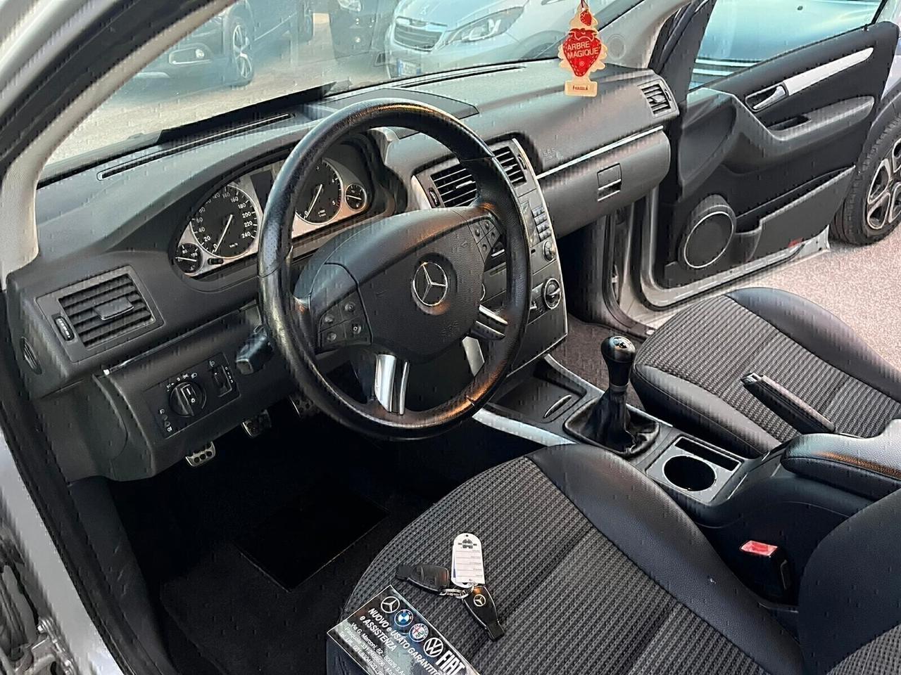 Mercedes-benz B 180 CDI 1 PROPRIETARIO (SI)