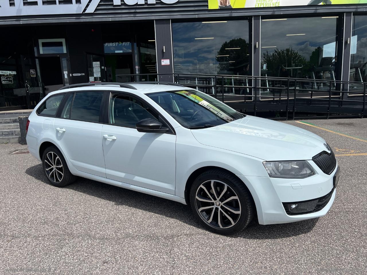 SKODA Octavia 1.4 TSI DSG Wagon Exec. G-Tec UNICO PROPRIETARIO