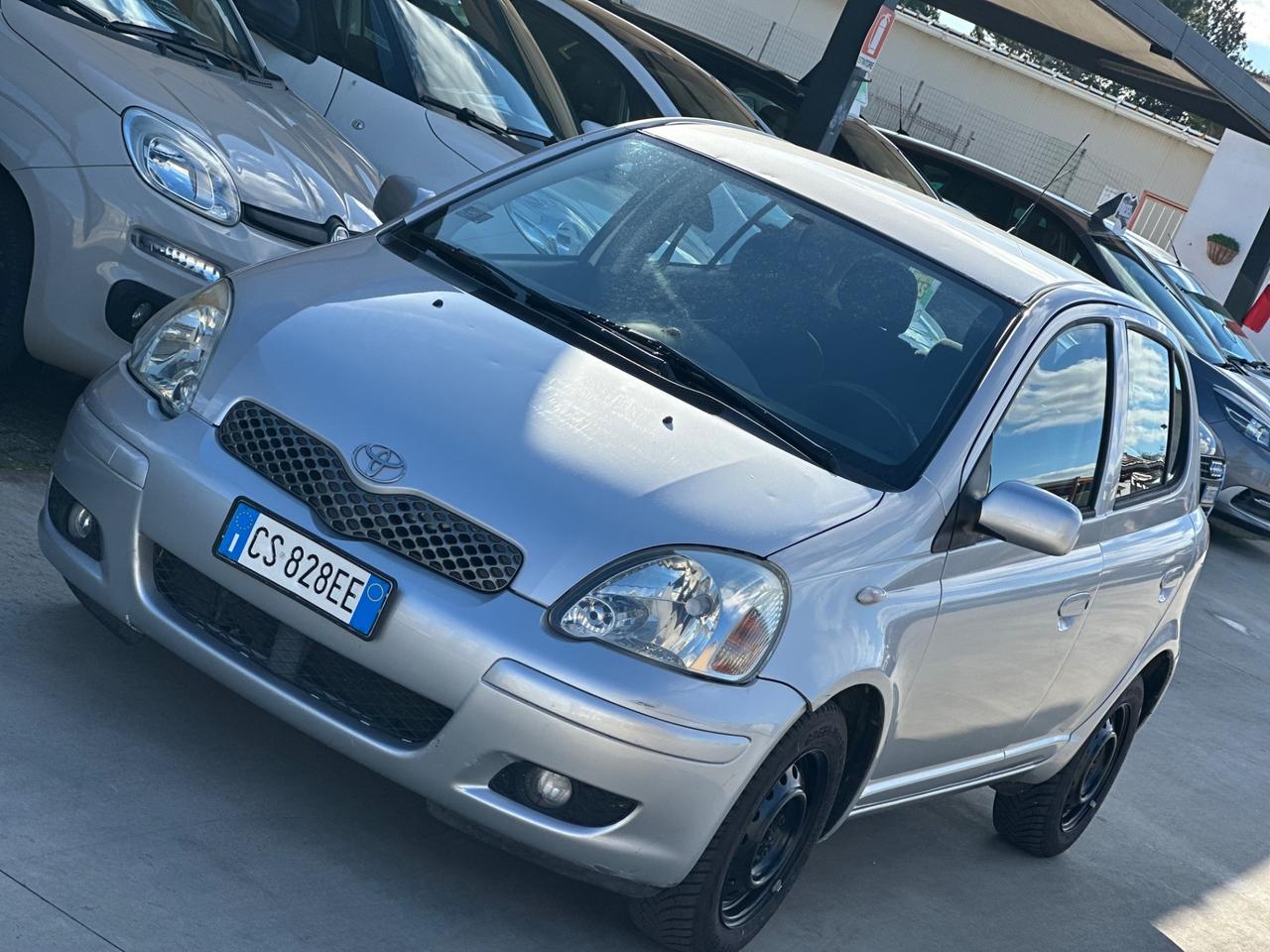 Toyota YARIS 1.0 BENZINA 2005 - SOLO 120 MILA KM