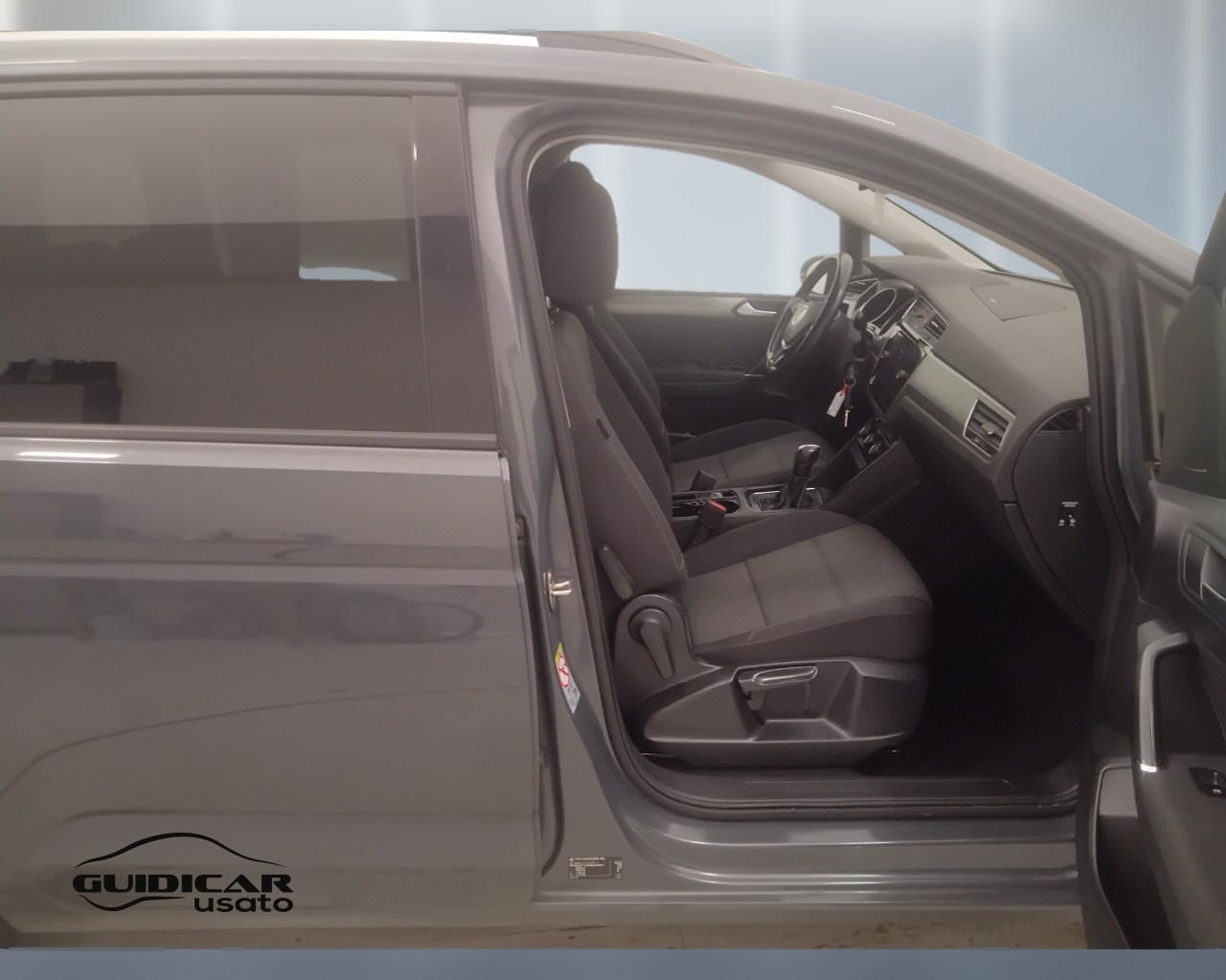 VOLKSWAGEN Touran III 2015 - Touran 2.0 tdi Business dsg