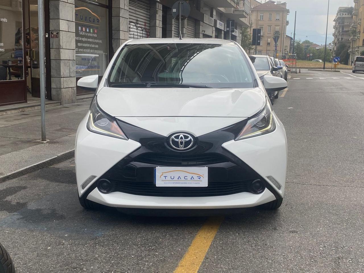 Toyota Aygo X-Play #11983