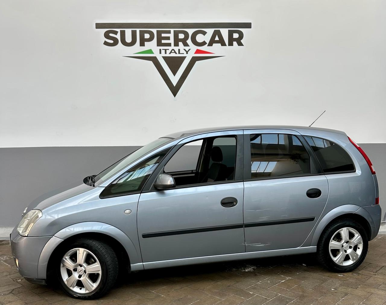 Opel Meriva 1.4 Benz (Euro 4), spaziosa e ben funzionante