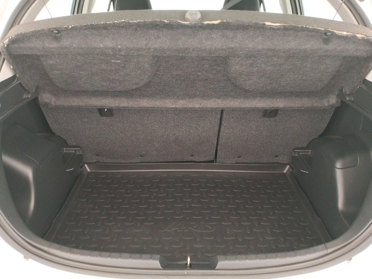Toyota Yaris 1.5 Hybrid - NEOPATENTATI