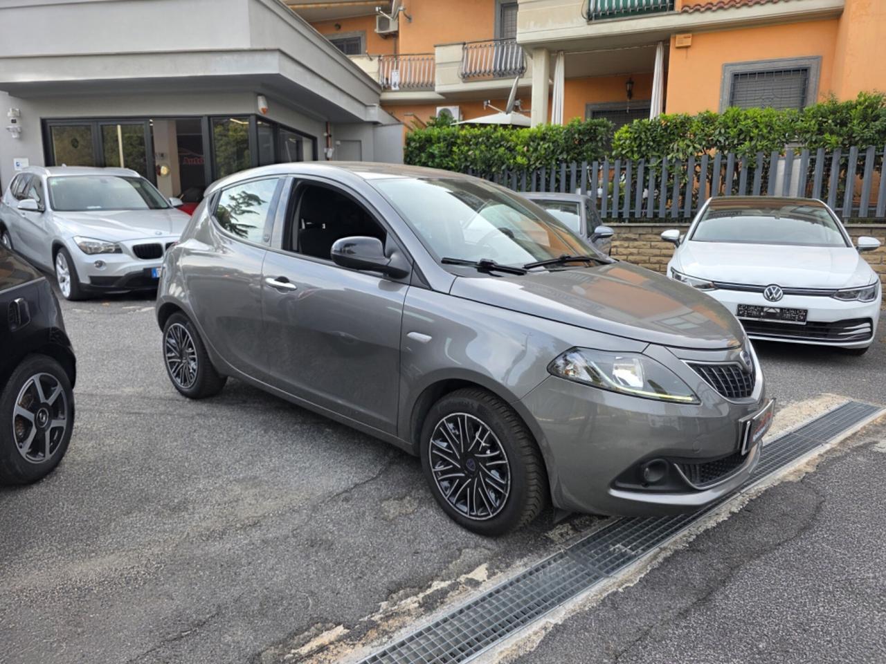 *LANCIA YPSILON 1.0 HYBRID 70 CV - 2021 - 71.000 KM*