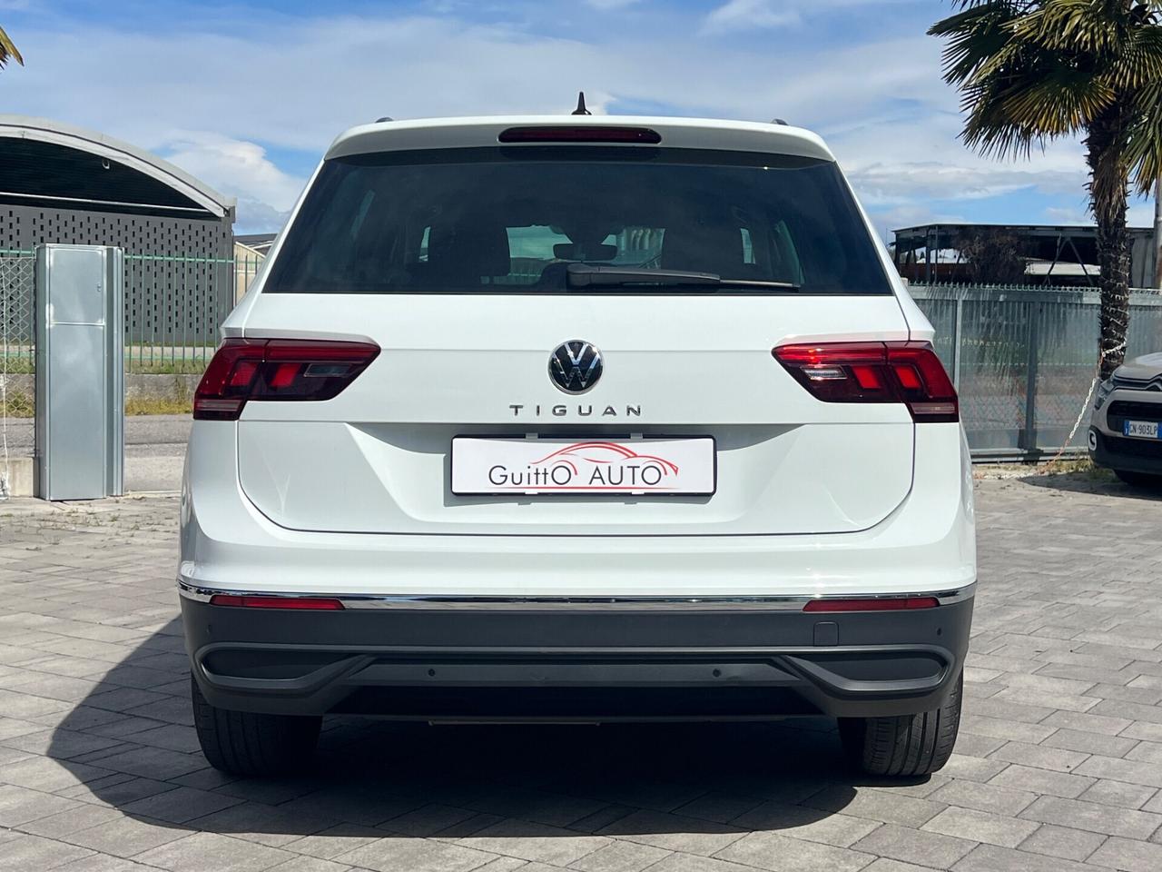 Volkswagen Tiguan 2.0 TDI 150 CV SCR DSG FINANZIABILE