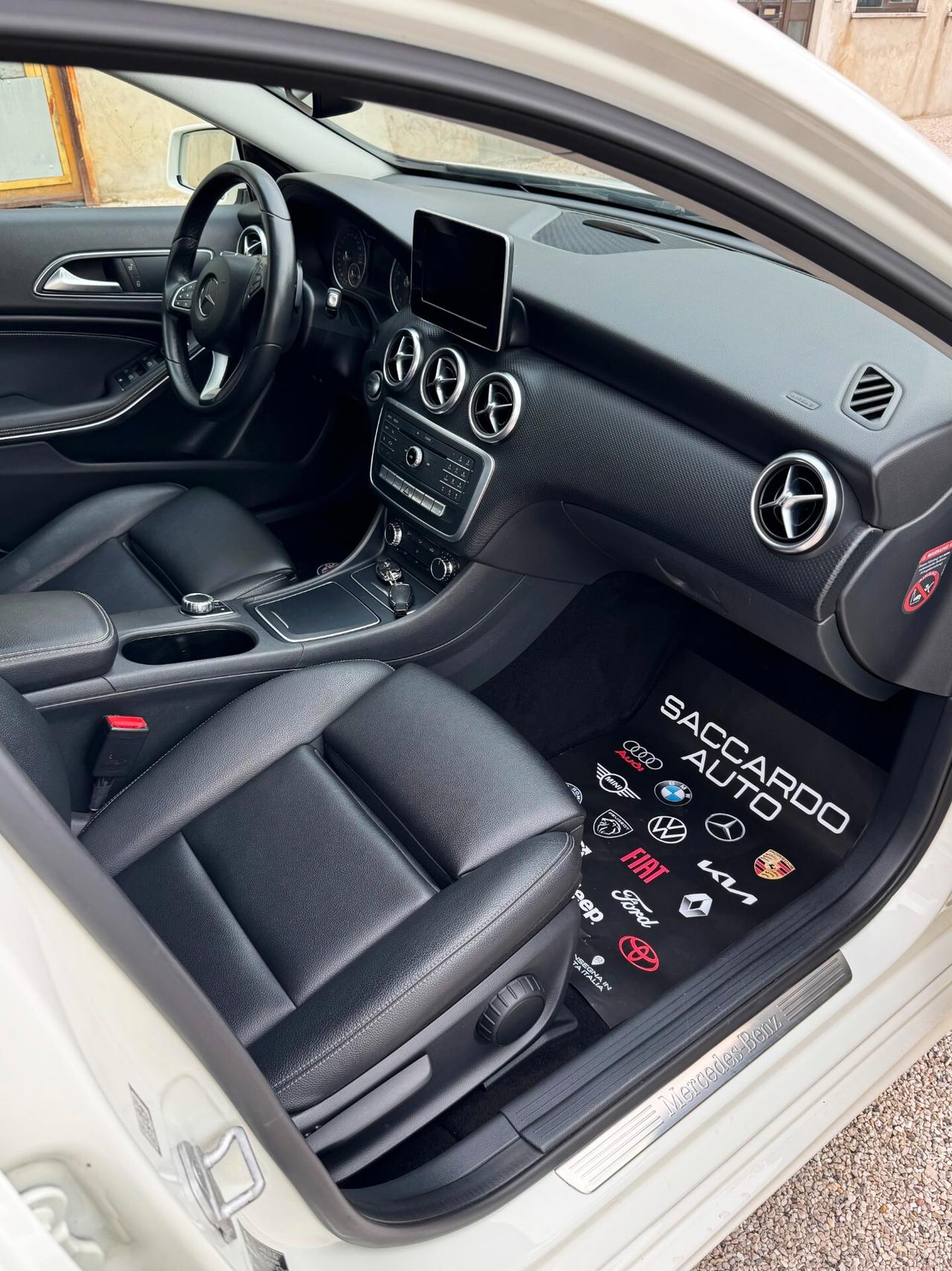 Mercedes A 180 Executive auto | CARPLAY+GARANZIA