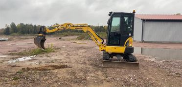 Komatsu PC26MR-3  ,
