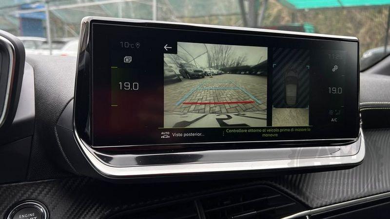 Peugeot 208 GT Line PureTech 100 S/S NAVI ACTIVE BLIND CORNER