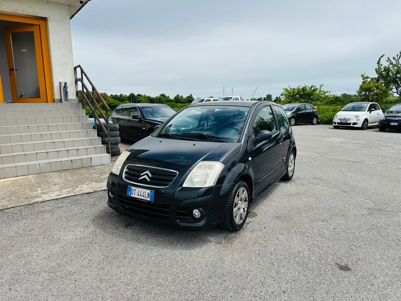 Citroen C2 1.4 benzina vti 2008 215.000km neo patentati