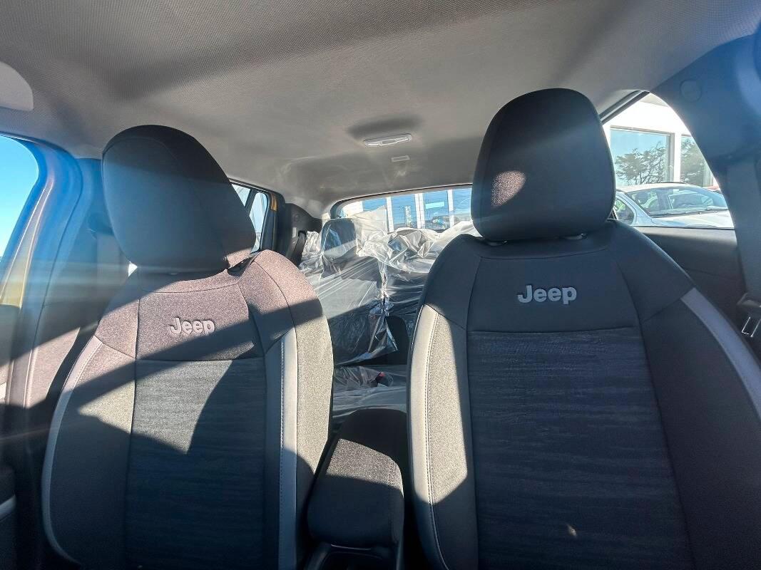 Jeep Avenger 1.2 t. e-hybr.mhev Longitude fwd 110cv edct6