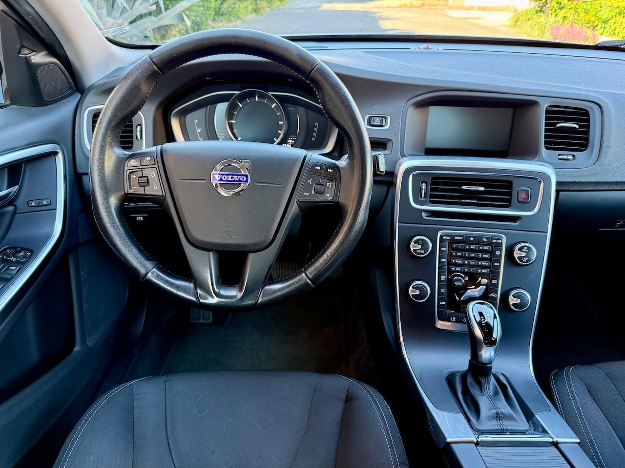Volvo V60 Cross Country D4 Geartronic Business