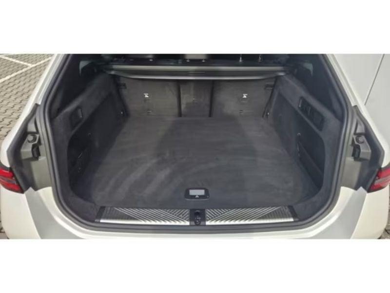 BMW Serie 5 520i sDrive M Sport Pro Gancio Iconic Glow 19" Tetto
