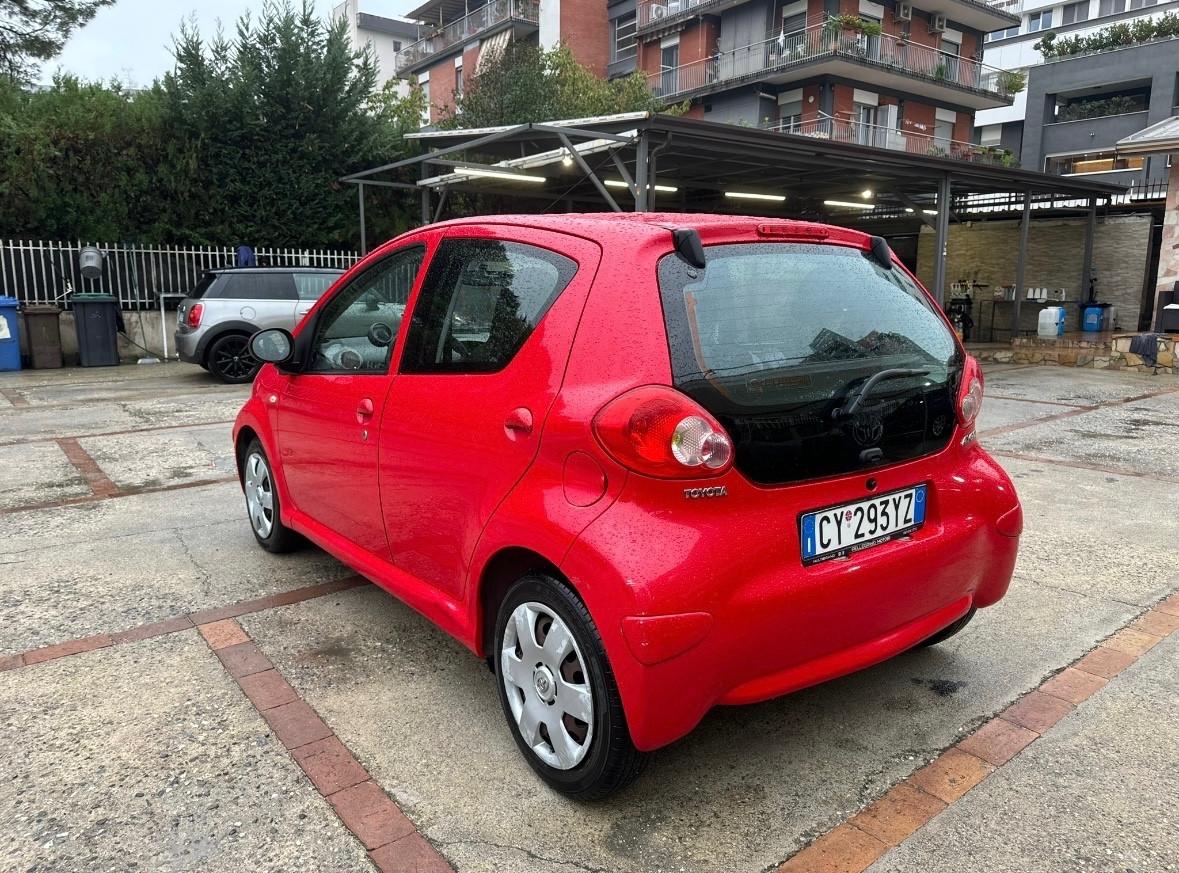 Toyota Aygo 1.0 12V VVT-i 5 porte
