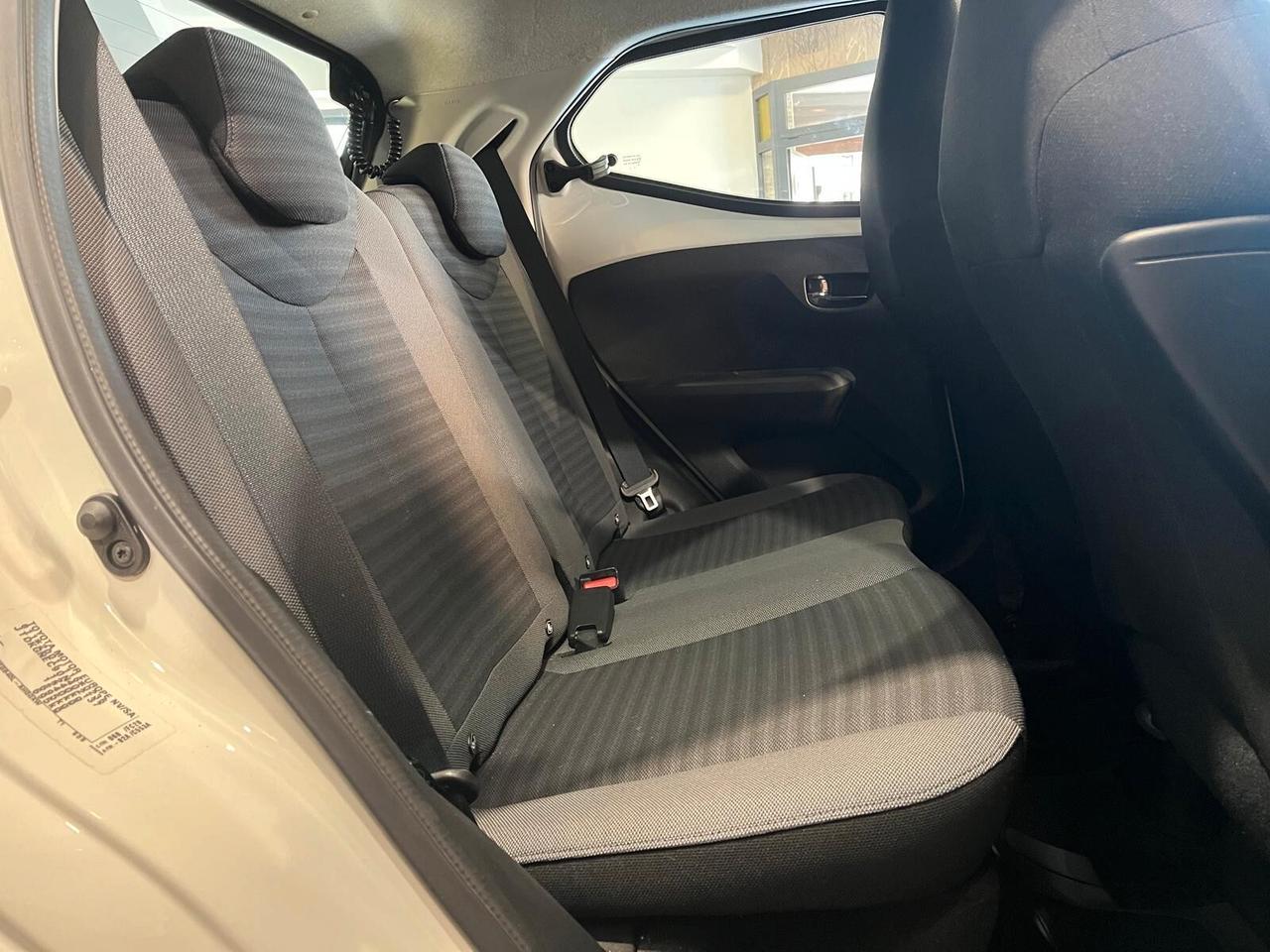 Toyota Aygo 1.0 VVT-i 72 CV 5 porte x-play
